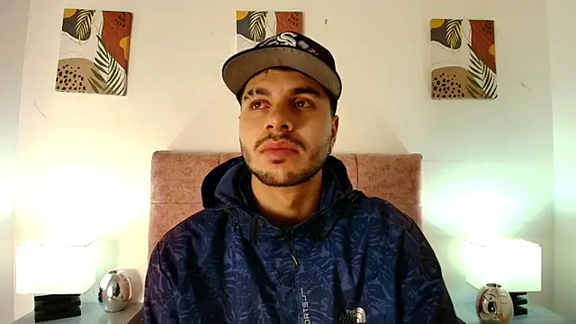 Amadeo Wild online show from April 2026 12:17:01 PM