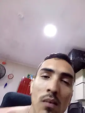 jeremy scott online show from March 2026 08:47:02 PM