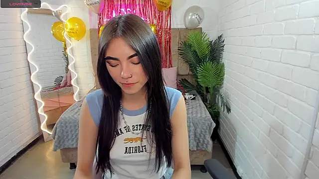 Roxanne tay online show from January 2025 10:31:02 PM