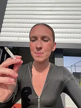 lola tentatiion online show from March 2025 01:49:02 PM