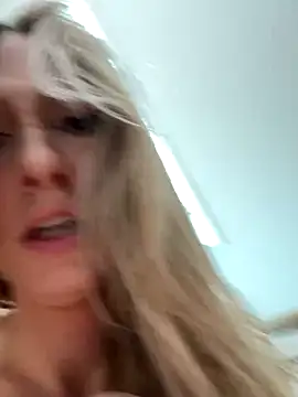 lola tentatiion online show from November 2025 09:31:01 AM