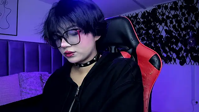 Kitty Gang online show from March 2026 01:34:02 AM