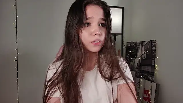 purrrrrrrrr online show from December 2024 07:28:01 PM