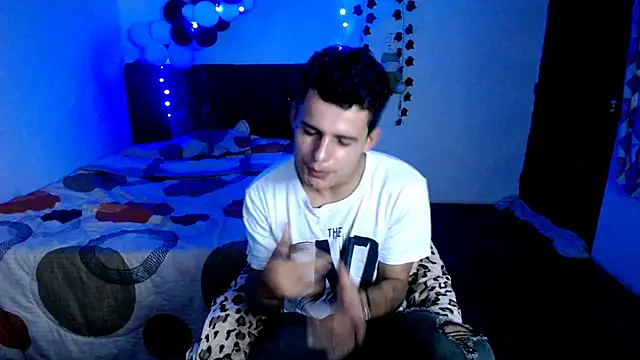 freddy romas online show from December 2025 10:41:02 PM