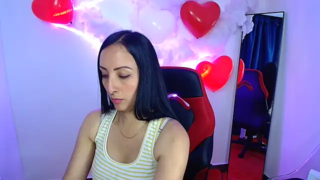 yaralyminjo2 online show from February 2025 01:37:02 PM