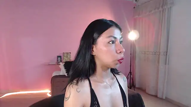 selene gils online show from June 2026 07:07:01 PM