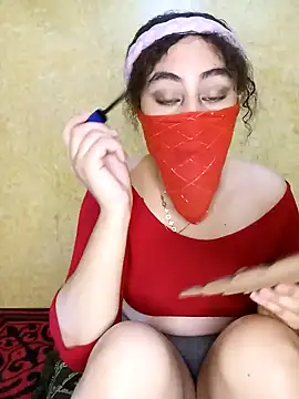 Snapshot of Lalou chatting on December 2024 11:05:02 AM Lalou online show from December 2024 11:05:02 AM