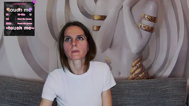 Snapshot of hailey_peach chatting on March 2025 03:45:01 AM hailey peach online show from March 2025 03:45:01 AM