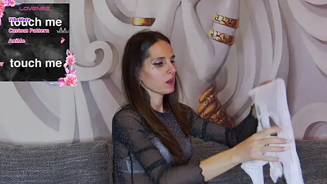 Snapshot of hailey_peach chatting on September 2025 06:13:02 PM hailey peach online show from September 2025 06:13:02 PM