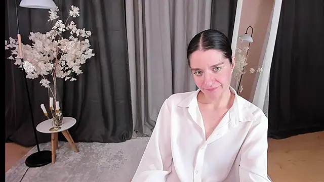 helentasty online show from March 2025 08:45:01 AM