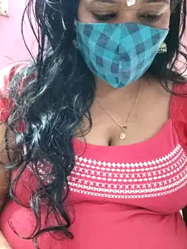 Snapshot of mallu-sumi chatting on February 2025 04:48:01 AM mallu-sumi online show from February 2025 04:48:01 AM