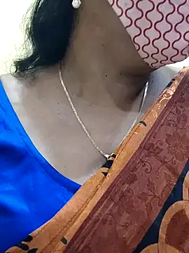 Snapshot of mallu-sumi chatting on March 2025 02:23:02 PM mallu-sumi online show from March 2025 02:23:02 PM