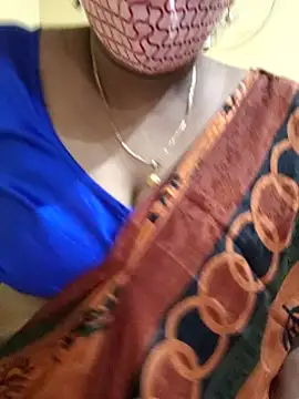 Snapshot of mallu-sumi chatting on March 2025 09:48:02 PM mallu-sumi online show from March 2025 09:48:02 PM