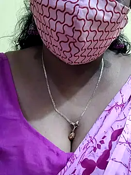 Snapshot of mallu-sumi chatting on March 2025 09:08:02 PM mallu-sumi online show from March 2025 09:08:02 PM