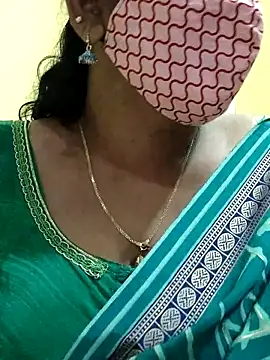 Snapshot of mallu-sumi chatting on March 2025 03:39:01 PM mallu-sumi online show from March 2025 03:39:01 PM