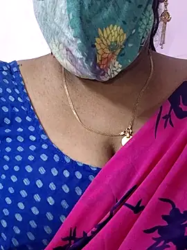 Snapshot of mallu-sumi chatting on July 2026 07:05:02 PM mallu-sumi online show from July 2026 07:05:02 PM