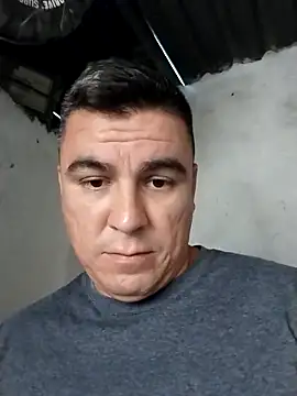 Snapshot of caramelodechile chatting on June 2026 01:30:01 PM caramelodechile online show from June 2026 01:30:01 PM