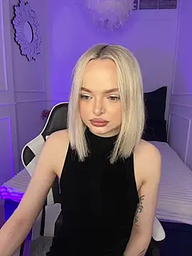 horny blondiee online show from March 2025 08:30:01 AM