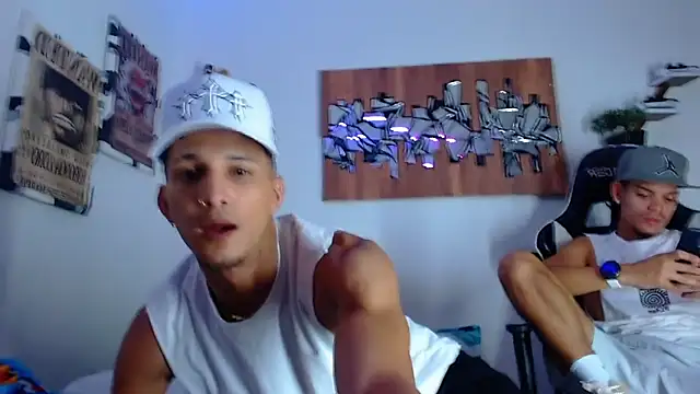 Friendsofeverything  online show from April 2026 12:02:02 AM