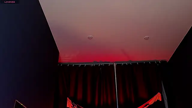 dark vamp  online show from December 2024 01:15:02 AM