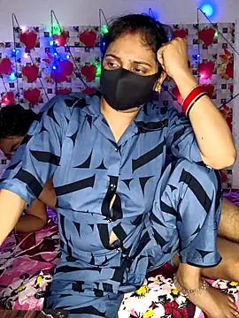 PeaCoooock online show from September 2025 06:30:02 PM