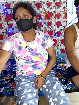 PeaCoooock online show from September 2025 07:04:02 PM