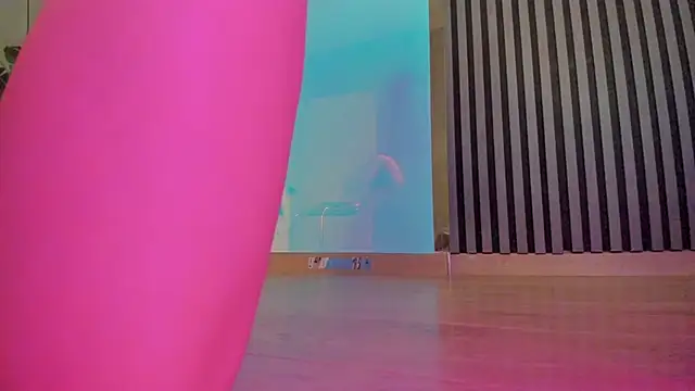 Snapshot of blondie_muller chatting on February 2025 07:38:01 PM blondie muller online show from February 2025 07:38:01 PM