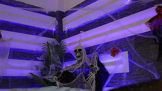 Snapshot of blondie_muller chatting on November 2025 09:24:01 PM blondie muller online show from November 2025 09:24:01 PM