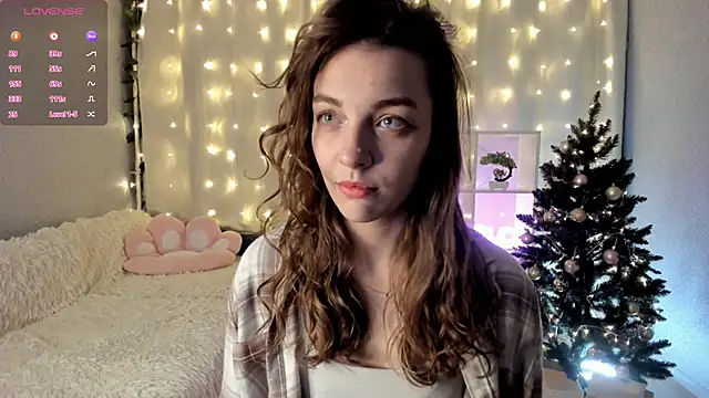 AraCopple online show from January 2025 12:39:01 AM