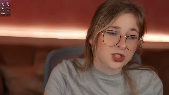 Inessa Song online show from February 2025 01:48:02 PM