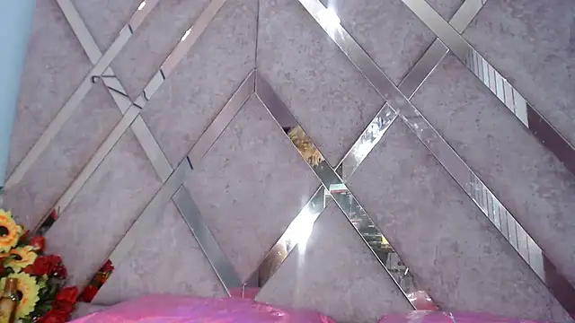 Lucy White   online show from January 2025 11:58:02 PM