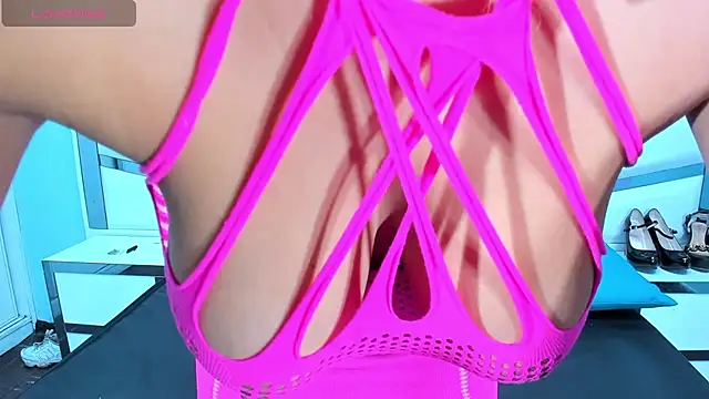 Lucy White   online show from December 2025 08:49:02 PM