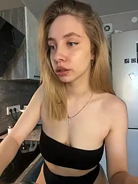 Kitty Katrine online show from March 2026 06:49:01 AM