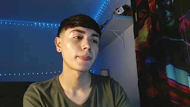 Snapshot of Im_juanda chatting on December 2024 10:26:02 PM Im juanda online show from December 2024 10:26:02 PM