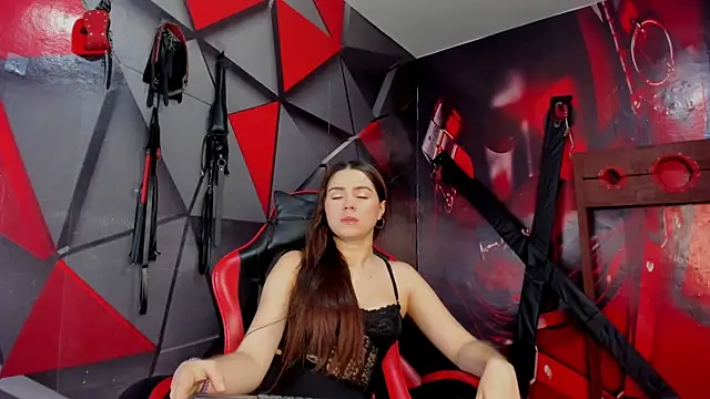 Hana and Zeta online show from September 2025 12:06:01 PM