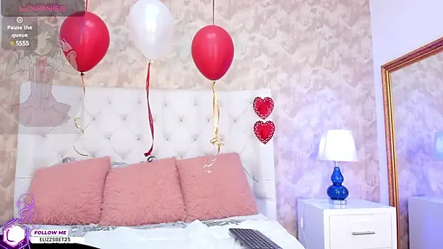 Eliza Thaylor   online show from February 2025 03:50:02 PM