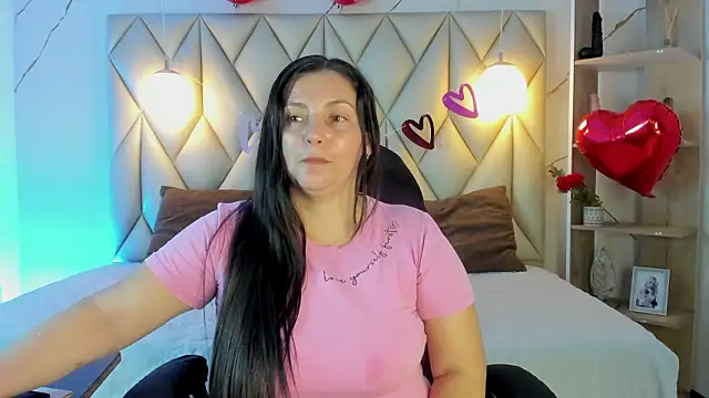 angelswets online show from February 2026 01:40:01 PM