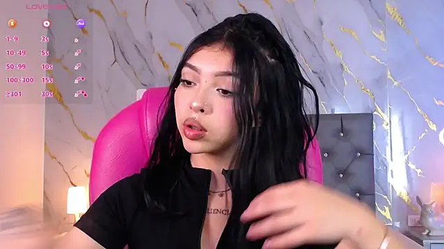 Snapshot of pettit_courtny chatting on March 2025 07:39:01 PM pettit courtny online show from March 2025 07:39:01 PM