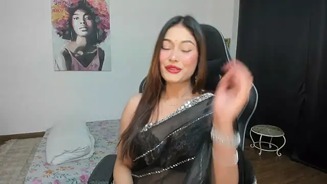 Snapshot of GoddessAnna chatting on December 2024 06:13:01 PM GoddessAnna online show from December 2024 06:13:01 PM