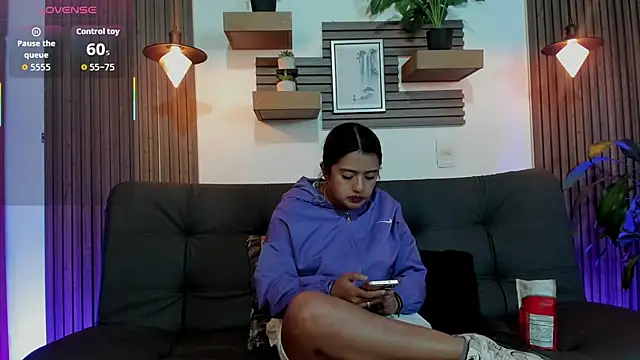 karla 999 online show from September 2025 11:18:02 PM