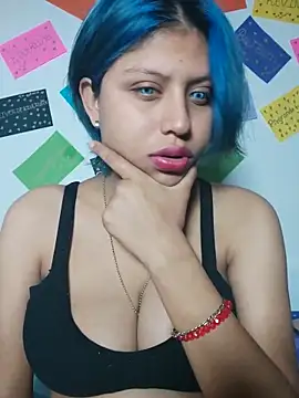 azulzulix online show from March 2025 05:15:01 PM