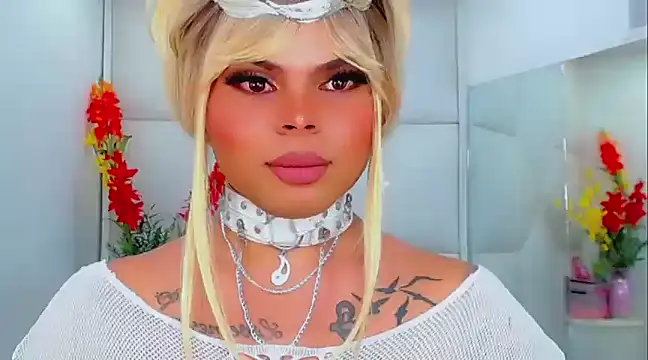 Snapshot of AdanKinng chatting on February 2025 11:47:02 AM AdanKinng online show from February 2025 11:47:02 AM