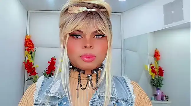 Snapshot of AdanKinng chatting on March 2025 09:43:01 AM AdanKinng online show from March 2025 09:43:01 AM