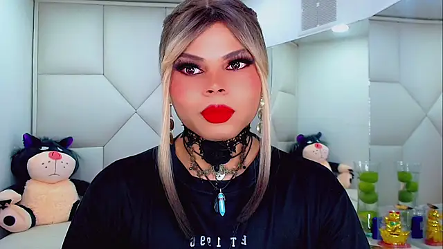 Snapshot of AdanKinng chatting on October 2025 06:17:01 AM AdanKinng online show from October 2025 06:17:01 AM