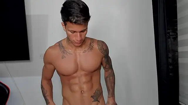 pettergrey1 online show from October 2025 11:38:01 PM