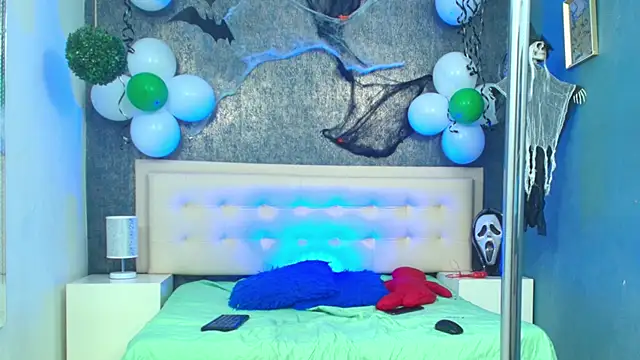 Erick Zhimerman online show from October 2025 03:47:02 AM