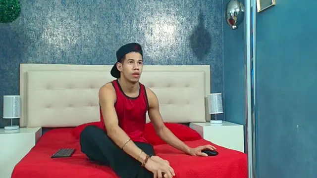 Erick Zhimerman online show from November 2025 07:46:02 PM