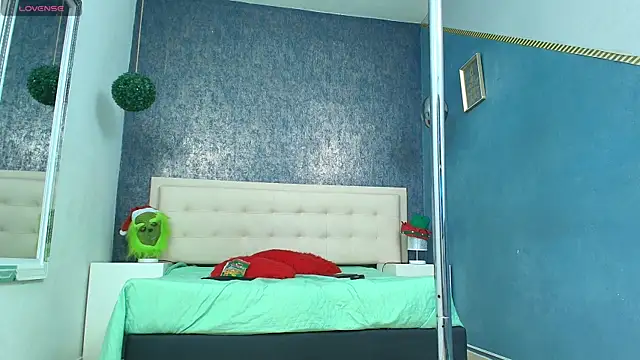 Erick Zhimerman online show from November 2025 03:43:02 AM