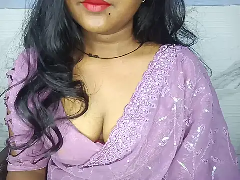 Snapshot of Muktha chatting on June 2026 03:05:02 PM Muktha online show from June 2026 03:05:02 PM