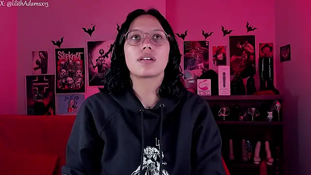 lilith-deveraux online show from March 2026 04:01:02 PM